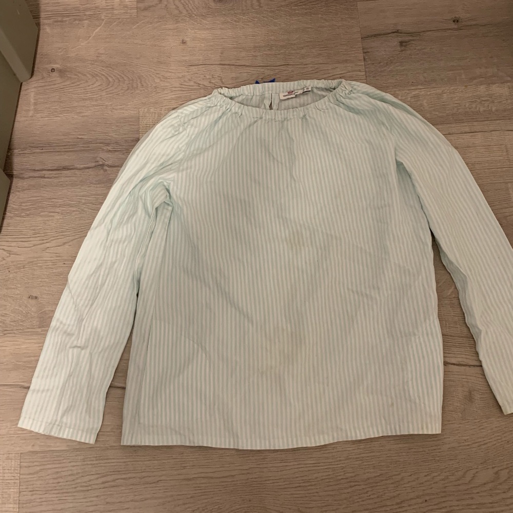 Vineyard Vines long sleeve